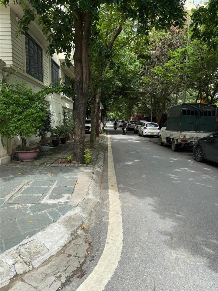 Đất giãn dân đỗ nhuận  vỉa hè ô tô tránh  kinh doanh văn phòng