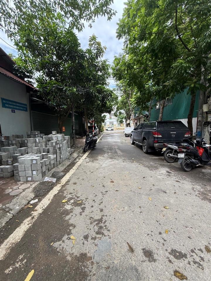 Đất giãn dân đỗ nhuận  vỉa hè ô tô tránh  kinh doanh văn phòng