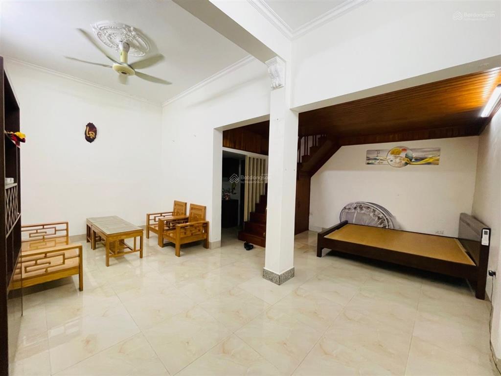 Nhà dân xây 2 tầng khu đông dân cư đông ngạc  thuận tiện di chuyển sang tây hồ  phạm văn đồng
