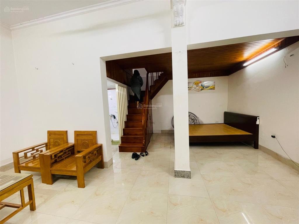 Nhà dân xây 2 tầng khu đông dân cư đông ngạc  thuận tiện di chuyển sang tây hồ  phạm văn đồng