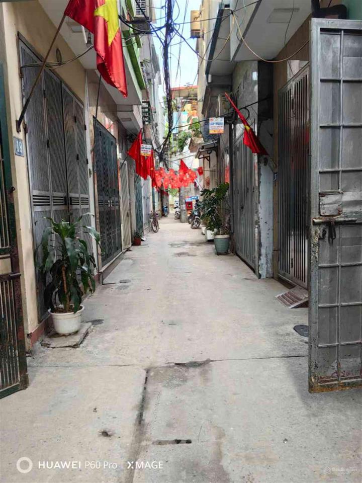 Bán nhà thụy phương  ngõ ô tô thông. nhà dân xây còn chắc chắn. giá tốt