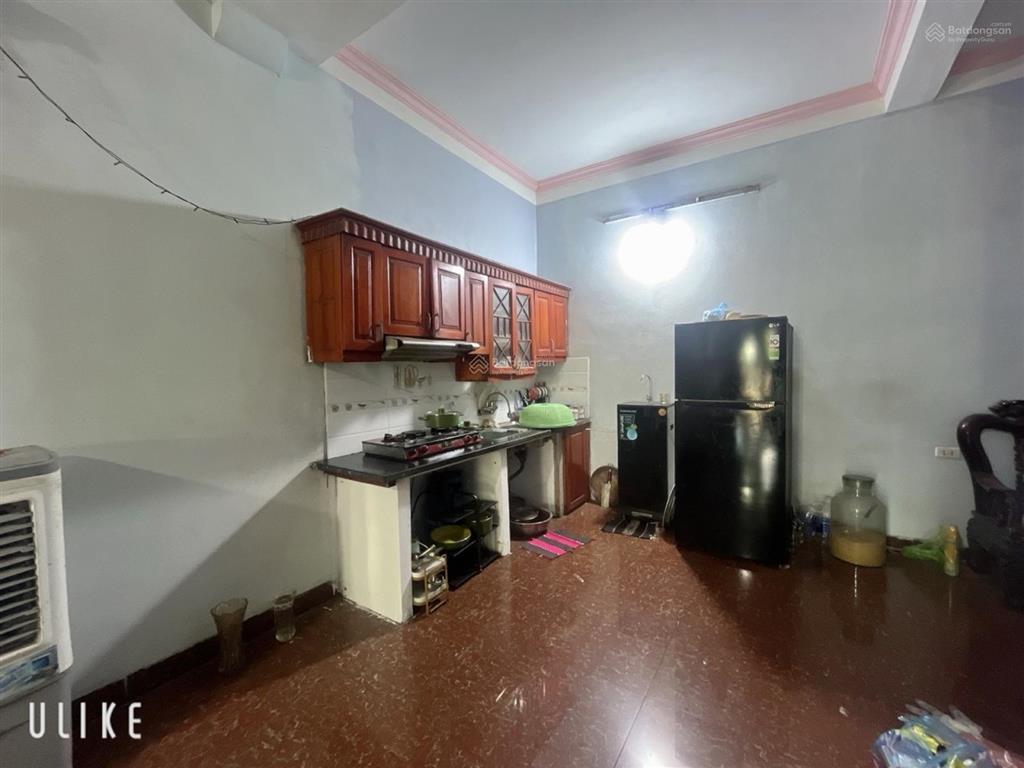 Mặt phố tây đam  vị trí đẹp  vừa ở vừa kinh doanh  xây vp đẹp. gần trường học các cấp