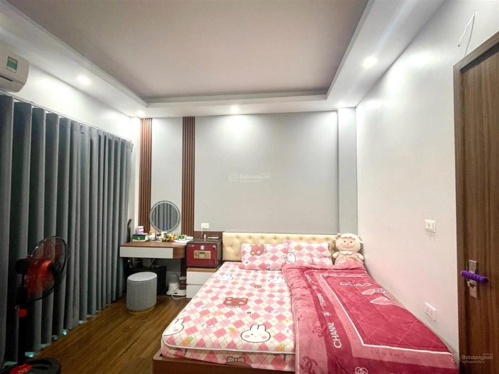Nhà mới liên mạc 6 tầng thang máy. nhà đẹp ở ngay. ngõ nông ô tô đỗ cửa