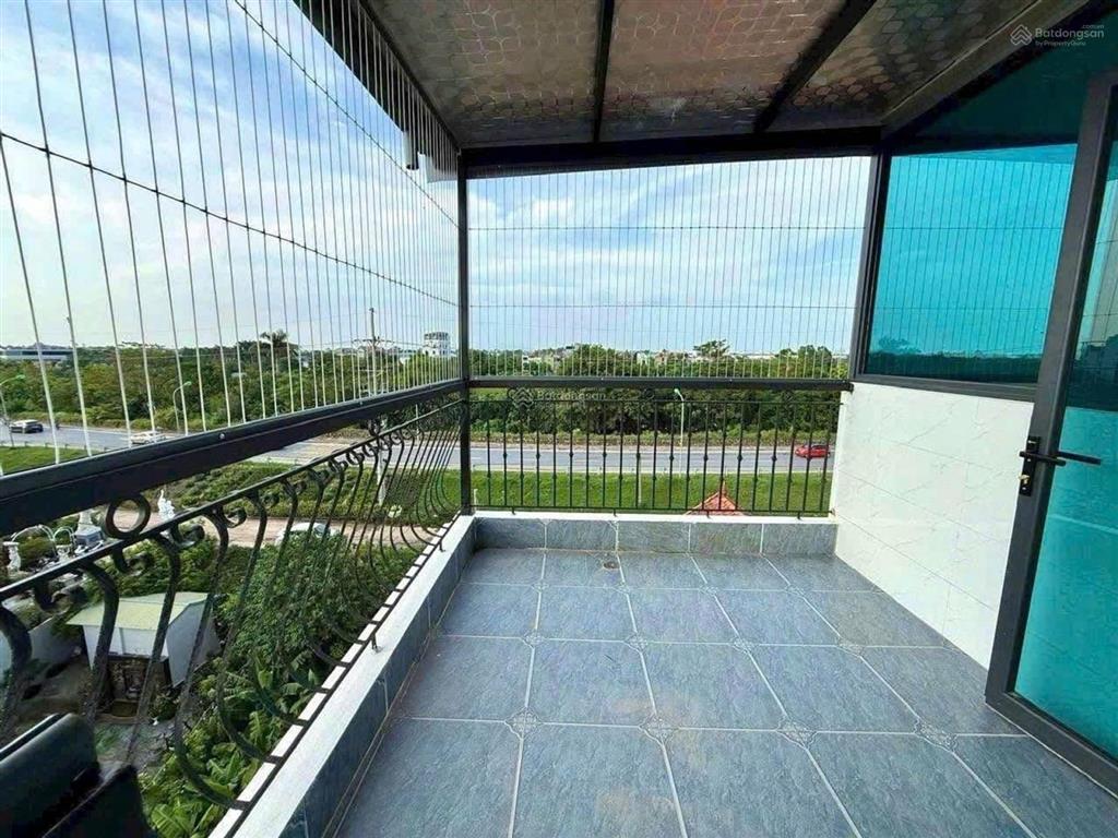 Nhà mới liên mạc 6 tầng thang máy. nhà đẹp ở ngay. ngõ nông ô tô đỗ cửa