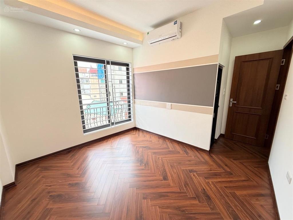 Nhà mới tây tựu  gần các trường đh vừa ở vừa cho thuê. thiết kế sang trọng hiện đại