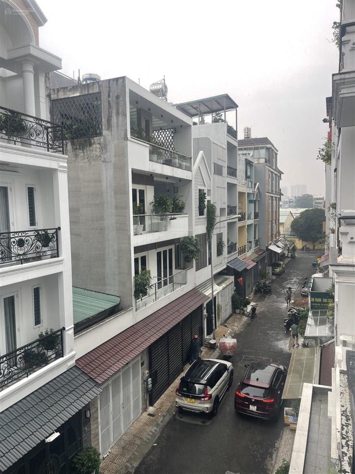 Bán nhà mới 4 tầng  6pn ô tô ngủ trong gara nhà  mặt tiền ~ 8m  chỉ 6 tỷ 7 phan anh  bình tân