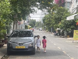 Mặt tiền kinh doanh siêu đỉnh khu họ lê  giá tốt  4 tầng vuông vức 4 x20m hoàn công đủ