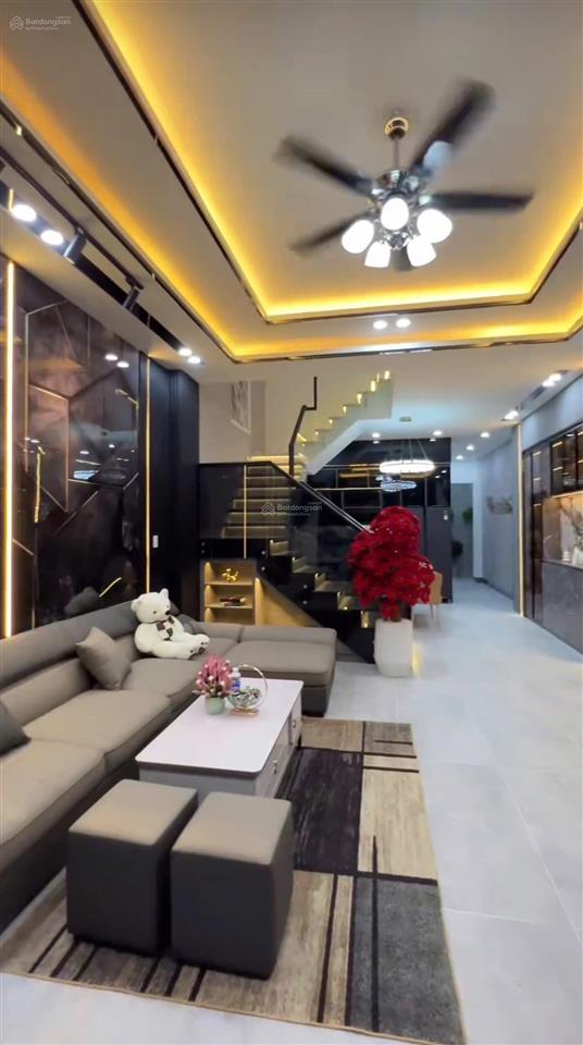 Cần bán gấp căn nguyễn gia trí bình thạnh 60m2 thương lượng sổ sẵn. 3 ngủ