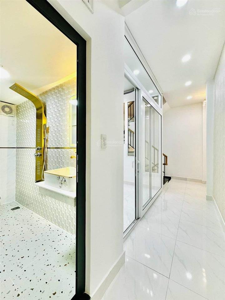 Thanh lý bán gấp cực phẩm hẻm xe hơi dt 42,2m2 thích quảng đức, p5, phú nhuận sổ sẵn  xem ngay