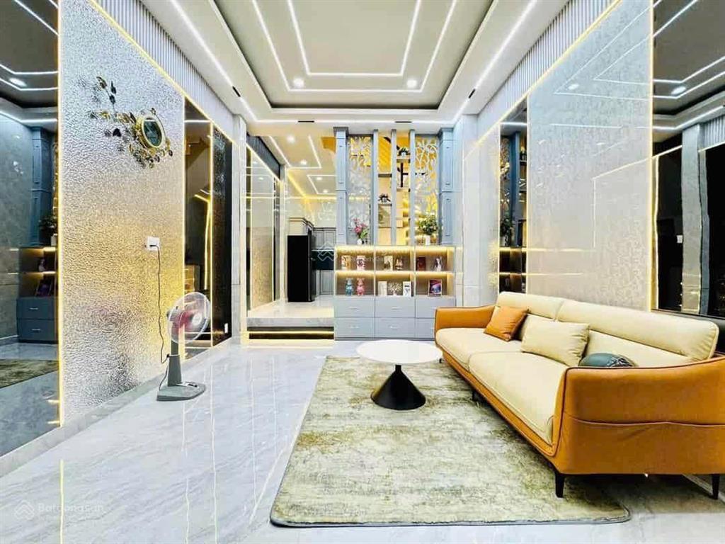 Hạ giá bán gấp nhà bùi văn ba, q7, sổ riêng, 52m2, 2 lầu. giá 4 tỷ 890 triệu tl shr hxh 5m