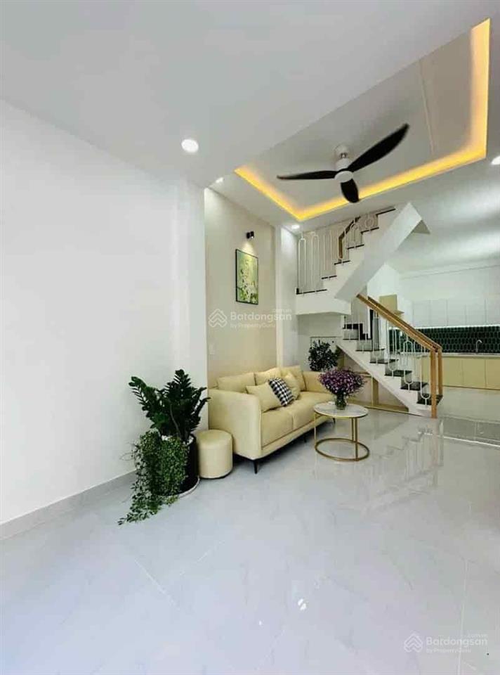 Cần sang gấp nhà shr hẻm oto, lạc long quân, p. 11, tân bình, nhà mới 44m2.  ngay