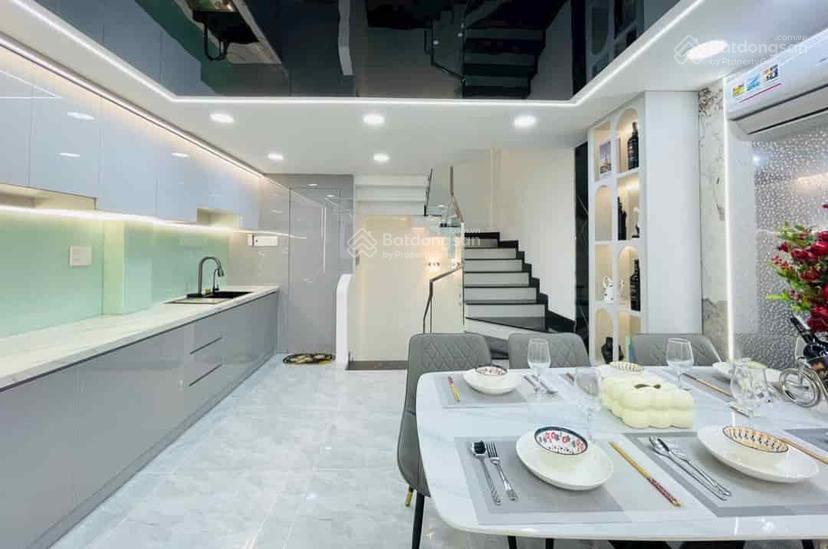 Giá tốt cần bán gấp nhà dt 60m2 hxh đường bùi đình túy, p12, bình thạnh sang tên ngay