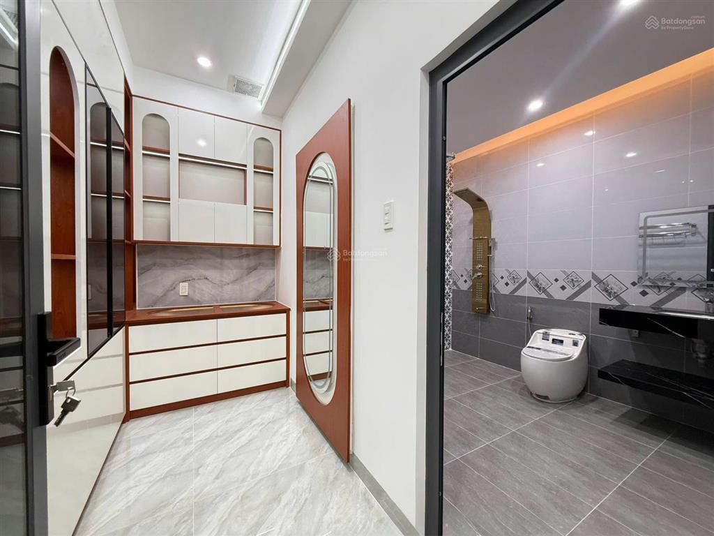 Hàng hiếm khu trần não 60m2, 3 tầng, sổ hồng riêng, giá chỉ 5 tỷ 590 thương lượng chính chủ