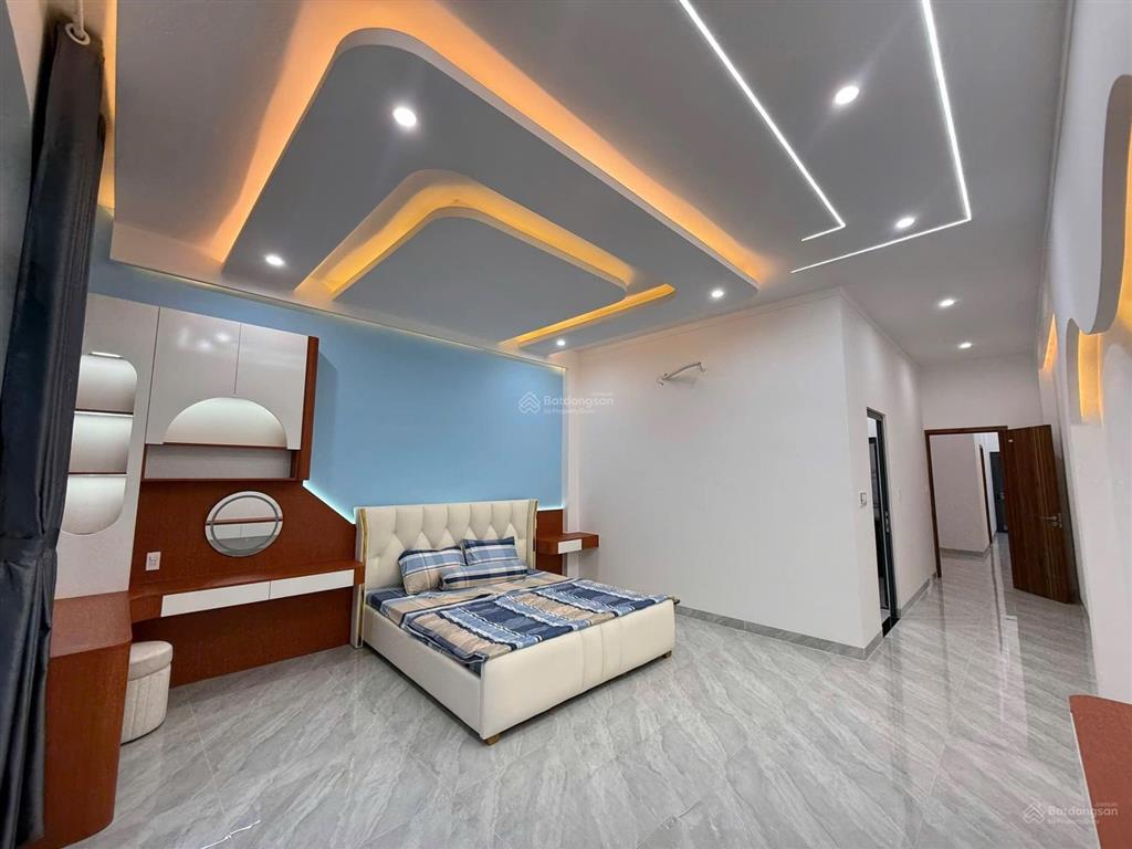 Hàng hiếm khu trần não 60m2, 3 tầng, sổ hồng riêng, giá chỉ 5 tỷ 590 thương lượng chính chủ