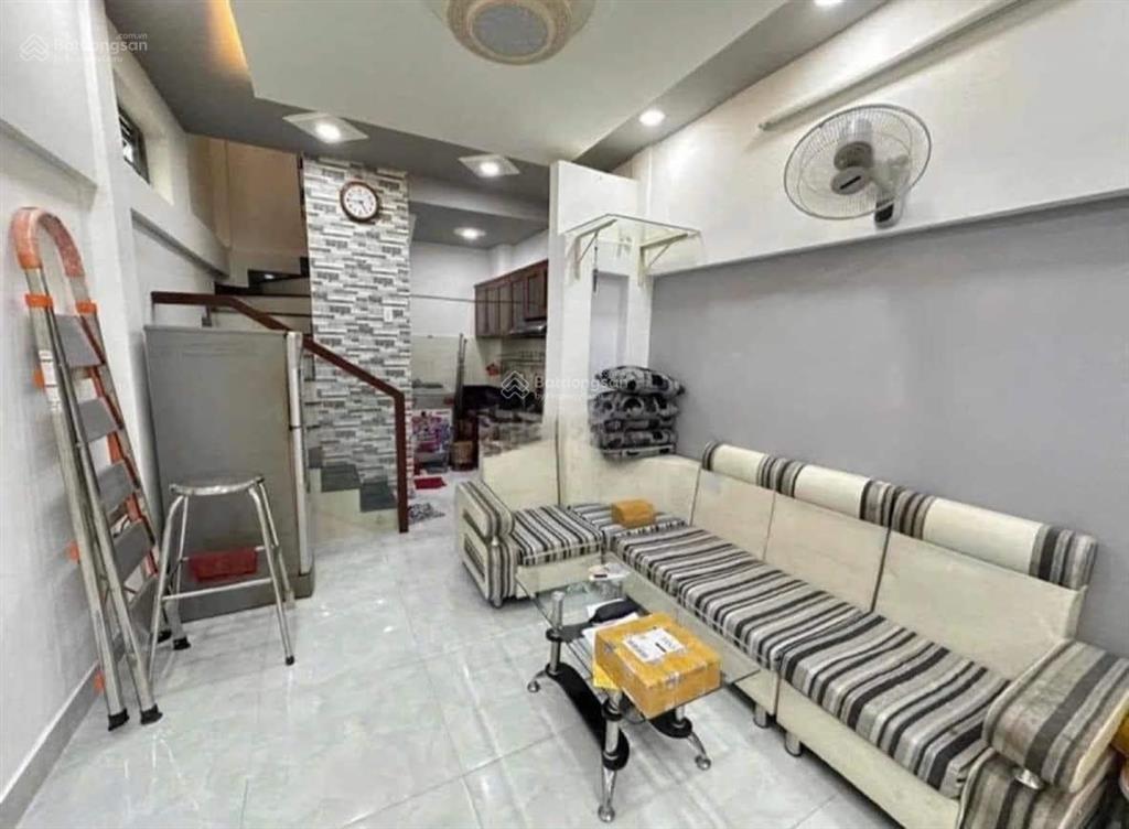 Bán gấp nhà 2 lầu đường số 23, hiệp bình chánh, thủ đức. ngay sau gigamal. thuê 15tr/th