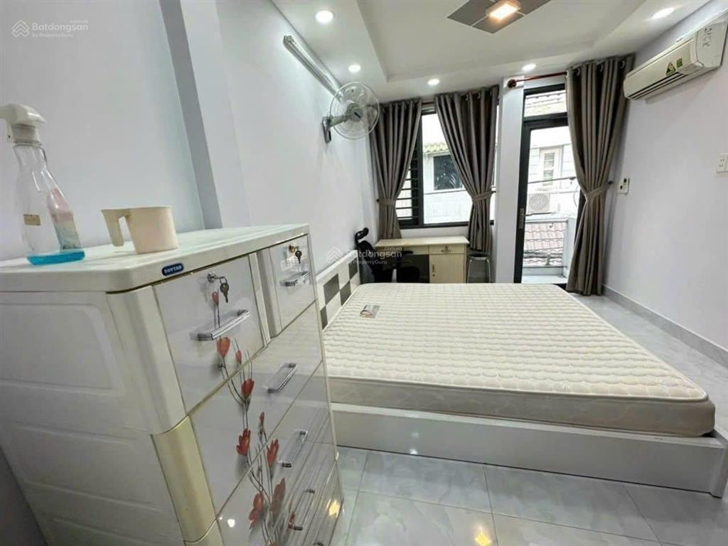 Bán gấp nhà 2 lầu đường số 23, hiệp bình chánh, thủ đức. ngay sau gigamal. thuê 15tr/th