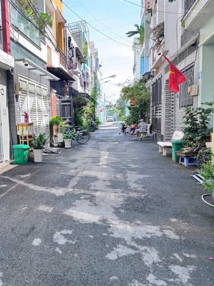 Siêu phẩm căn nhà ở lê văn chí, linh trung, thủ đức, ngay sát chợ đường 5m. giá 4tỷ790tl