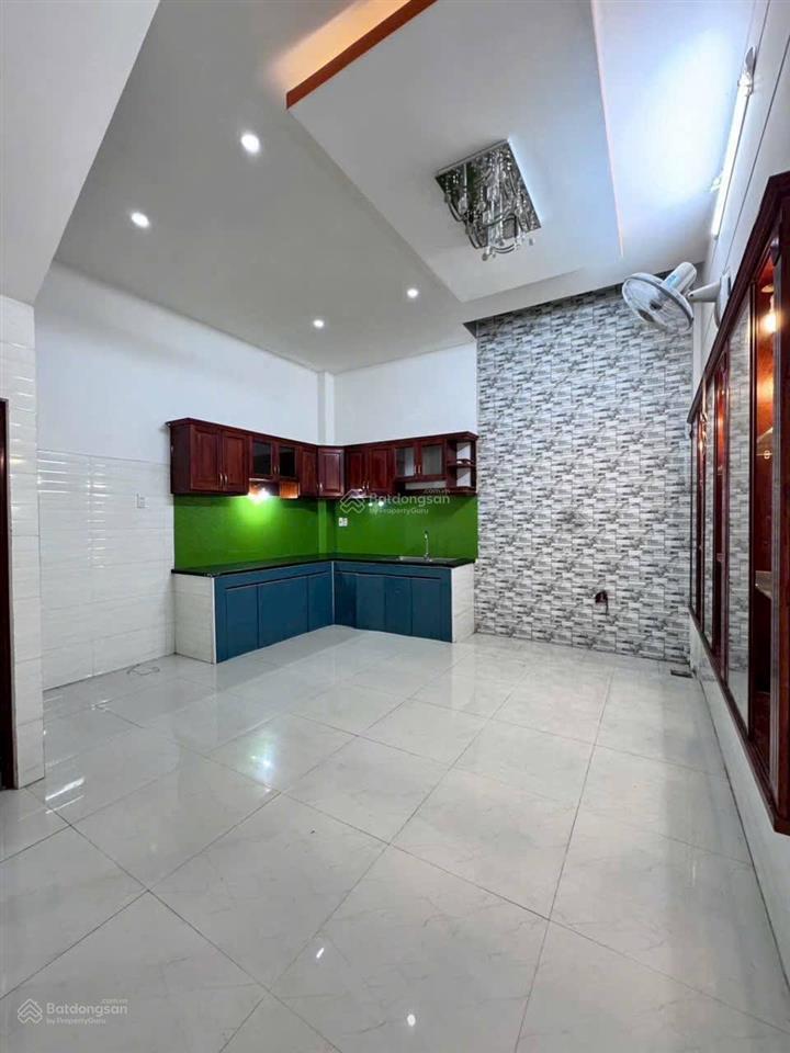 Siêu phẩm căn nhà ở lê văn chí, linh trung, thủ đức, ngay sát chợ đường 5m. giá 4tỷ790tl
