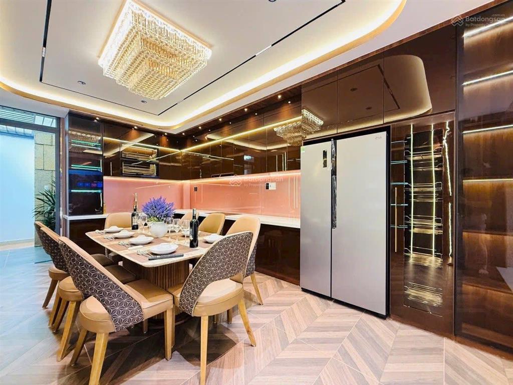 Bán gấp nhà 5 lầu gần bến xe miền tây, đường số 28 bình trị đông b, bình tân. giá 7tỷ5 thương lượng