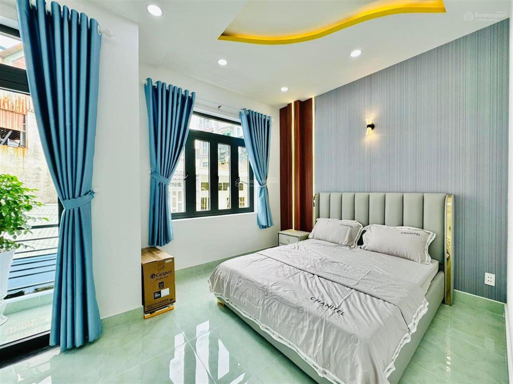 Cần bán gấp nhà ở điện biên phủ 70m2, phường 4, quận 3. shr, gần bệnh viện bình dân. giá tl
