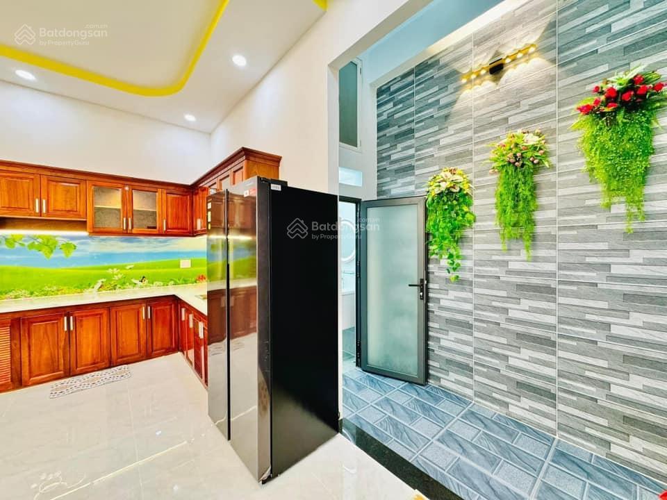 Cần bán gấp nhà ở điện biên phủ 70m2, phường 4, quận 3. shr, gần bệnh viện bình dân. giá tl