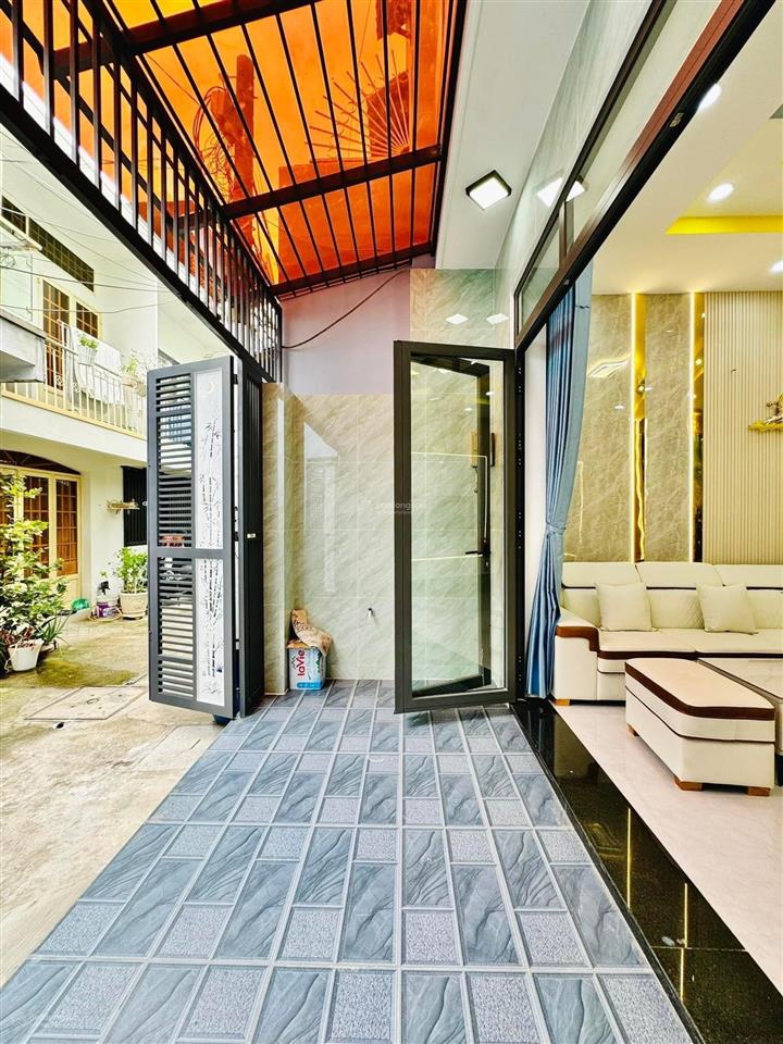 Cần bán gấp nhà ở điện biên phủ 70m2, phường 4, quận 3. shr, gần bệnh viện bình dân. giá tl