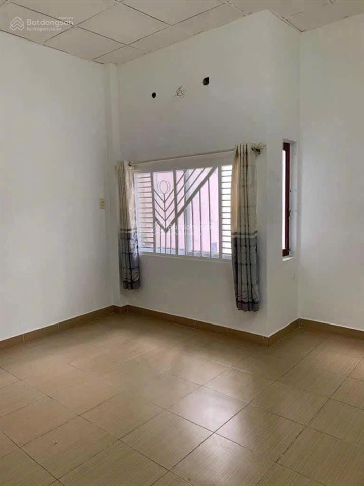 Bán gấp nhà 3 lầu 38m2 ở 1/ đường 20 thước, p9, quận 4. ngay chợ vĩnh khánh, sổ hồng