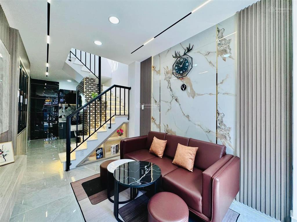 Bán nhà riêng 2 lầu mặt tiền gần 6m tạ quang bửu, tặng full nội thất, phường 4, q8