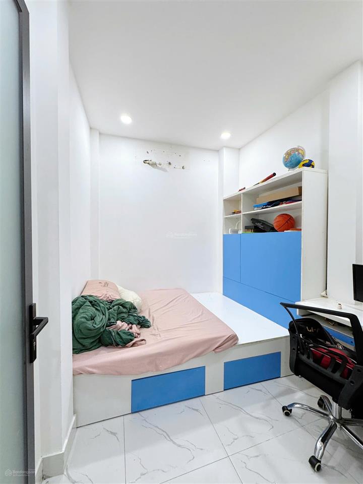 Gần ngã tư hàng xanh, bán gấp nhà chỉ 4 tỷ đinh bộ lĩnh, p15 bình thạnh. hiếm có 1 căn giá tốt