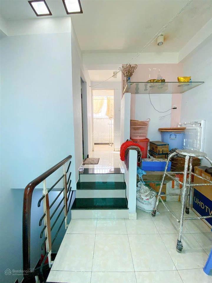 Nhà 4 tầng ngay chợ cây quéo hẻm xe hơi 5m thông hoàng hoa thám p.5 bình thạnh. giá chỉ 7tỷ900