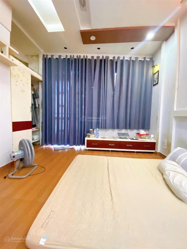 Nhà 4 tầng ngay chợ cây quéo hẻm xe hơi 5m thông hoàng hoa thám p.5 bình thạnh. giá chỉ 7tỷ900