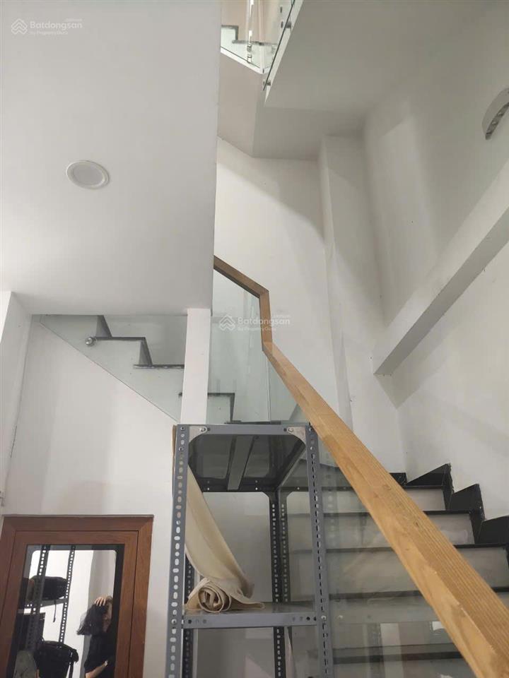 Mặt tiền 1 căn 90m2 1 trệt 3 lầu nguyễn trung trực, p. 5, bình thạnh