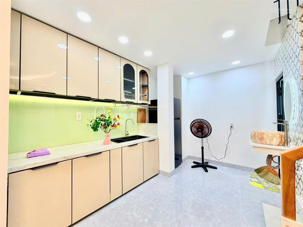 Hiếm có 1 căn nhà đẹp gần bà chiểu đường bạch đằng trung tâm bình thạnh. giá chỉ 5tỷ150