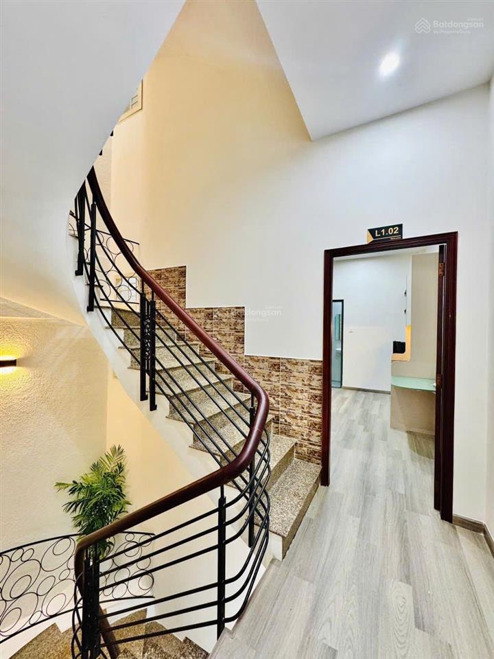 Căn hộ dịch vụ thu nhập 72tr/th siêu vị trí 4 tầng, ngã tư phú nhuận. hxh phan đăng lưu. giá 11tỷ68