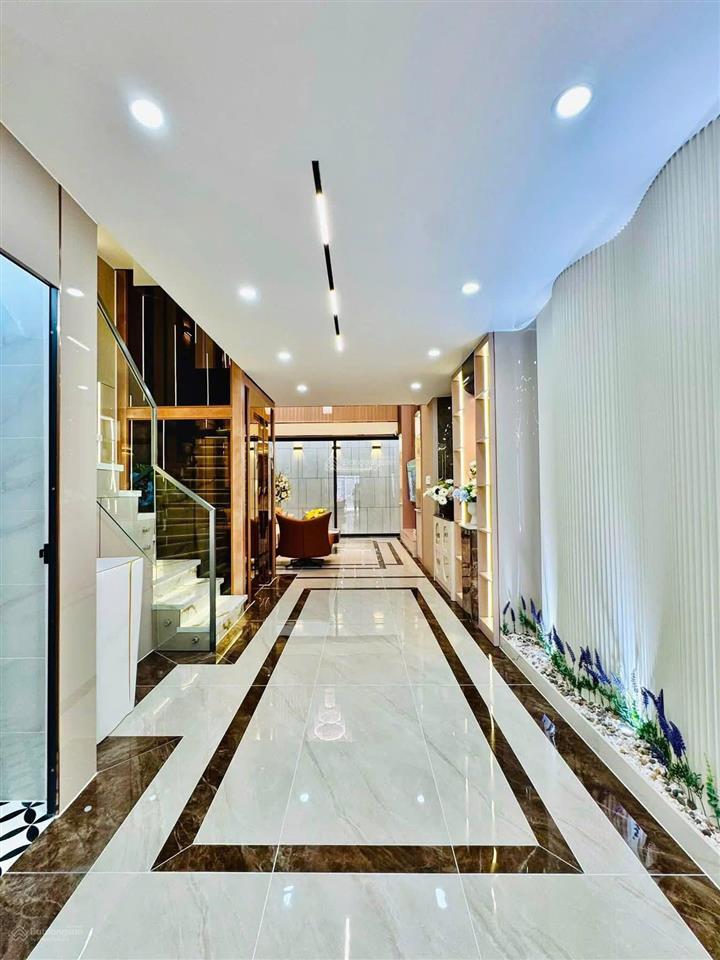Siêu phẩm xây mới thang máy 68m2 5 lầu, gần trường nguyễn du, gò vấp. giá 12tỷ9