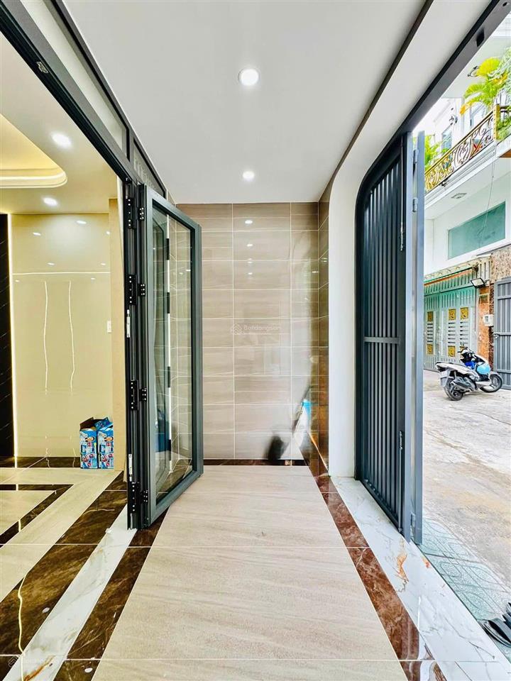 Siêu phẩm xây mới thang máy 68m2 5 lầu, gần trường nguyễn du, gò vấp. giá 12tỷ9