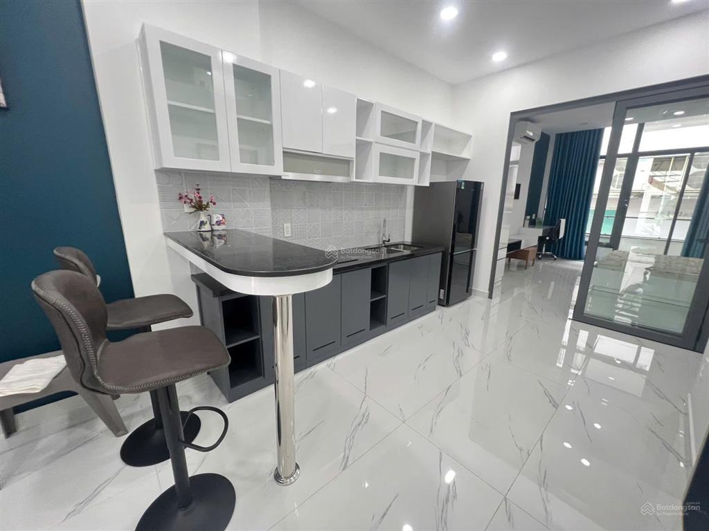 Cho thuê căn hộ 1pn cao cấp lý chính thắng q3  50m2  full nội thất  ban công lớn