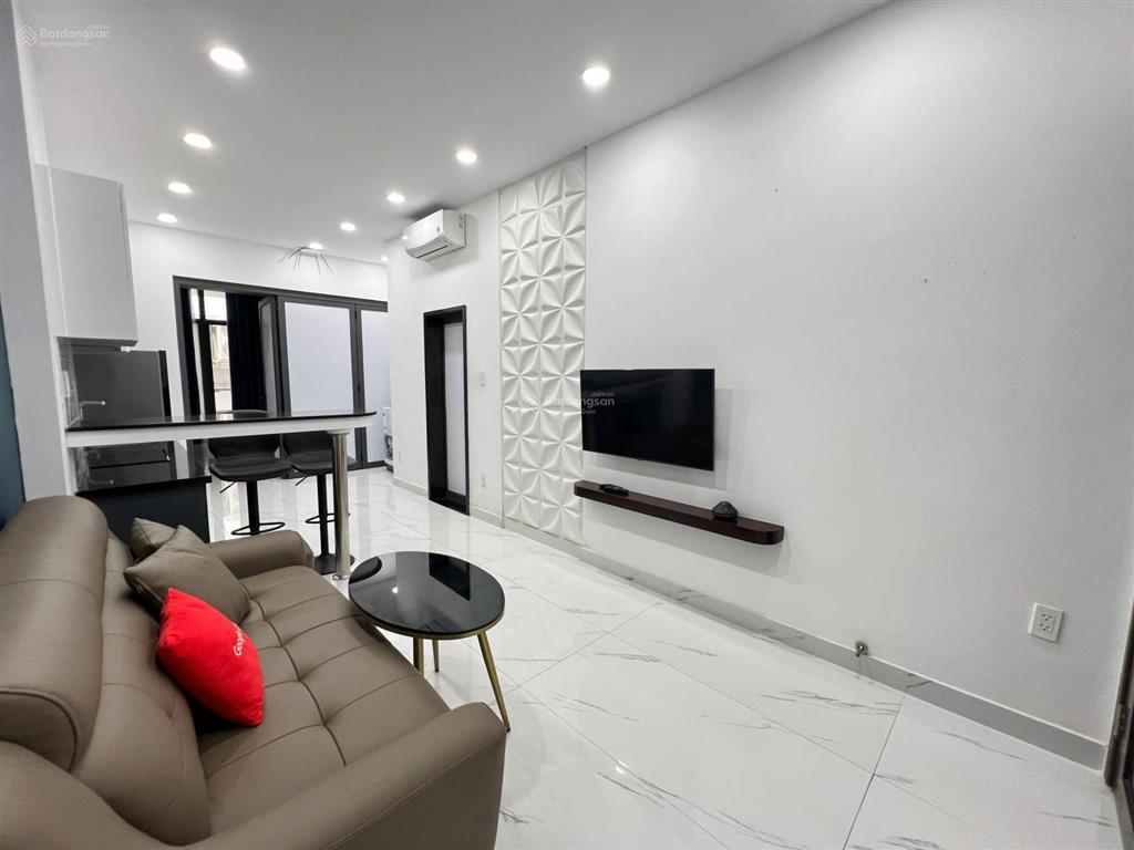 Cho thuê căn hộ 1pn cao cấp lý chính thắng q3  50m2  full nội thất  ban công lớn