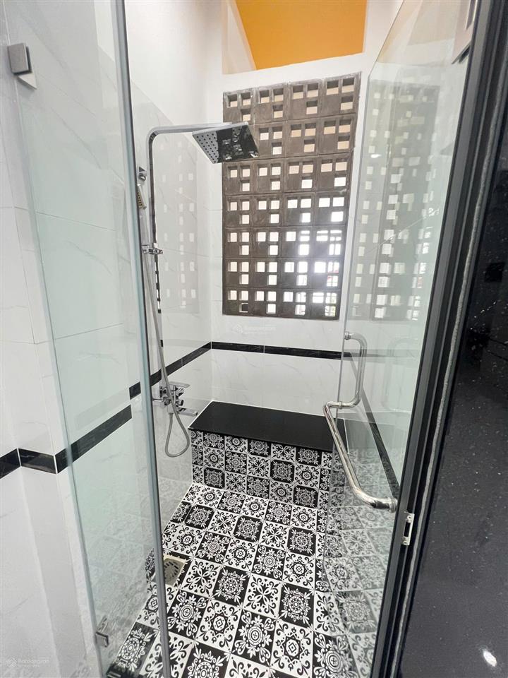 Cho thuê căn hộ 1pn cao cấp lý chính thắng q3  50m2  full nội thất  ban công lớn