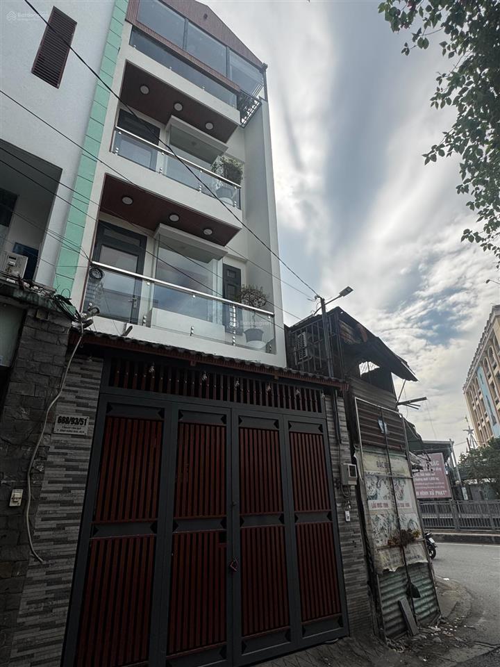 Nhà 4 tầng tân kỳ tân quý, mặt tiền kênh nước đen, giảm mạnh 300tr, chỉ 5.65 tỷ