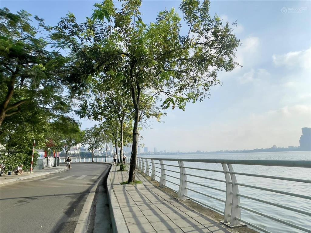 Cần bán biệt thự thẳng mặt hồ ngọc khánh ba đình  0977 146 ***