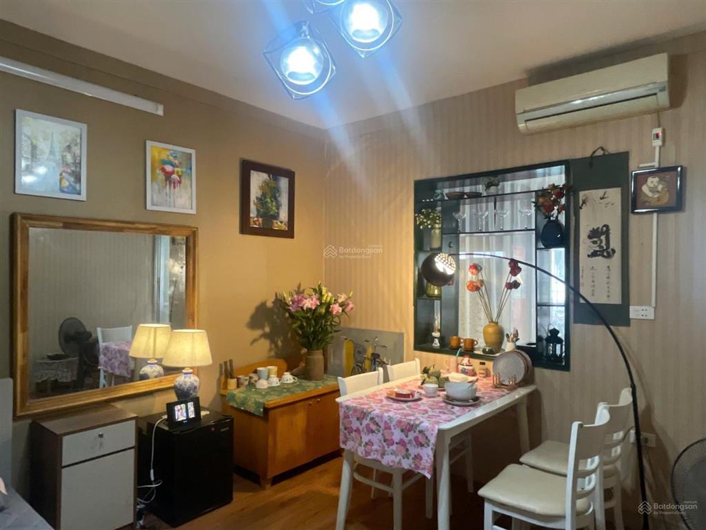 Cho thuê căn hộ 45m2 full đồ giá 8tr.  0977 146 ***