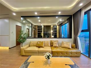 Bán căn góc đẹp dự án tây hồ, tòa soleil. nội thất.  0977 146 ***