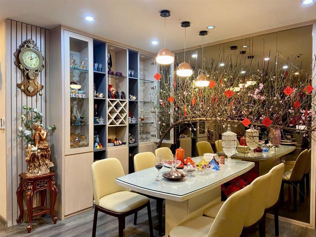 Chủ bán gấp về quê sinh sống 62m2 thiết kế 2n2wc giá hời tt,  0977 146 ***