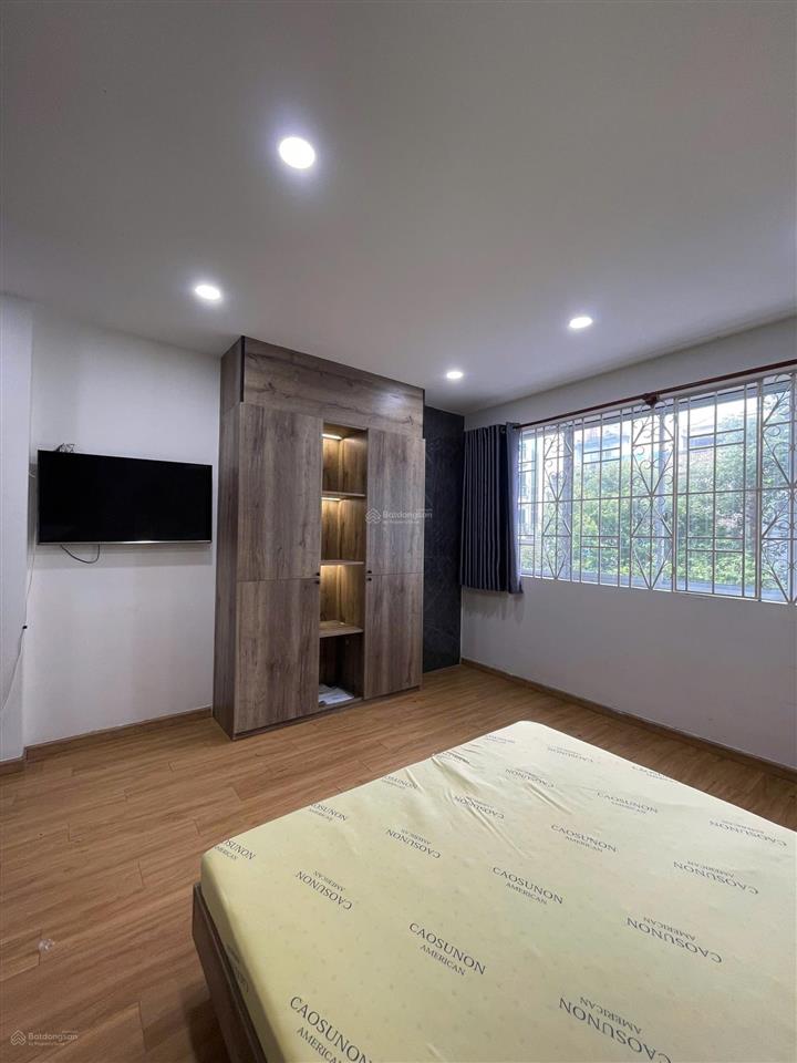 Căn studio 2pn cực kỳ đẹp đường lê hồng phong