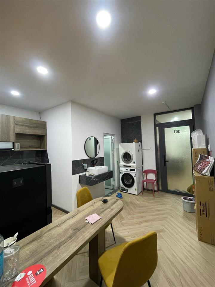 Căn studio 2pn cực kỳ đẹp đường lê hồng phong