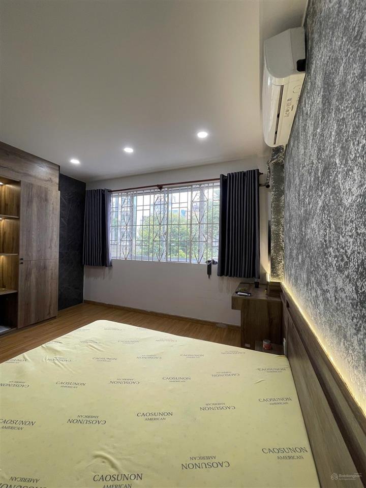 Căn studio 2pn cực kỳ đẹp đường lê hồng phong