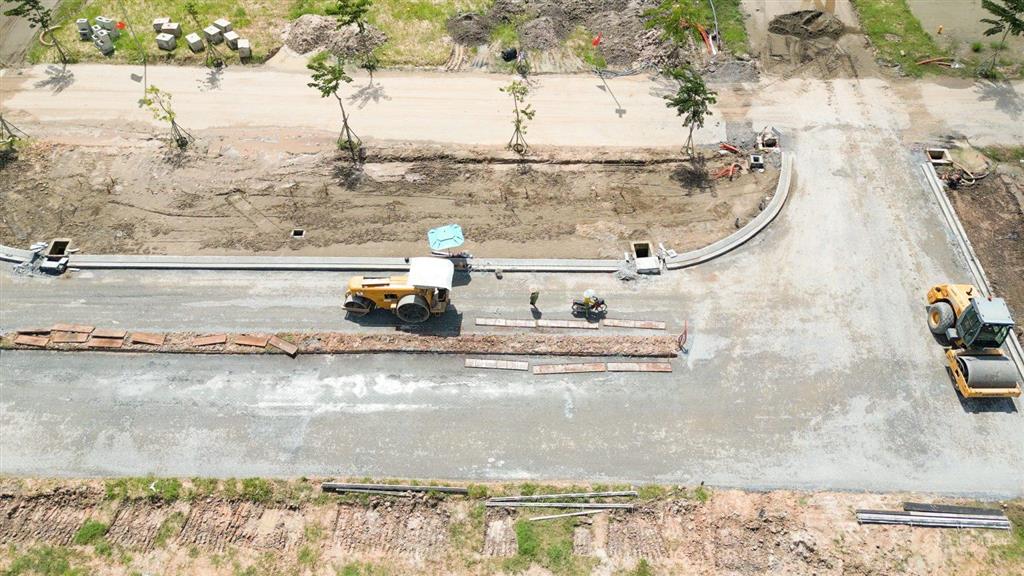 Bán đất nền 90m2 tại đại lộ 830, đức hoà long an, giá tốt chỉ với trả trước 600 triệu vnd