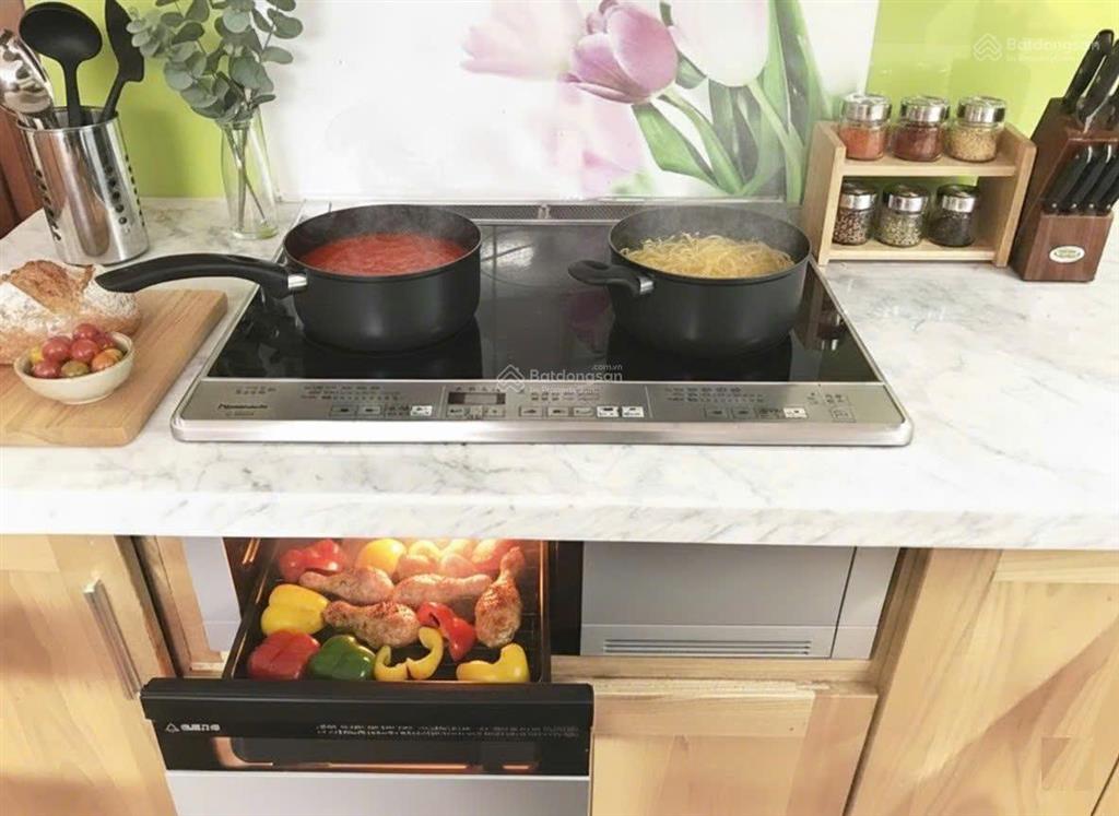 Cho thuê căn hộ đẹp ở eurowindow multicomplex trần duy hưng 2 ngủ full đồ chỉ 15 triệu/tháng