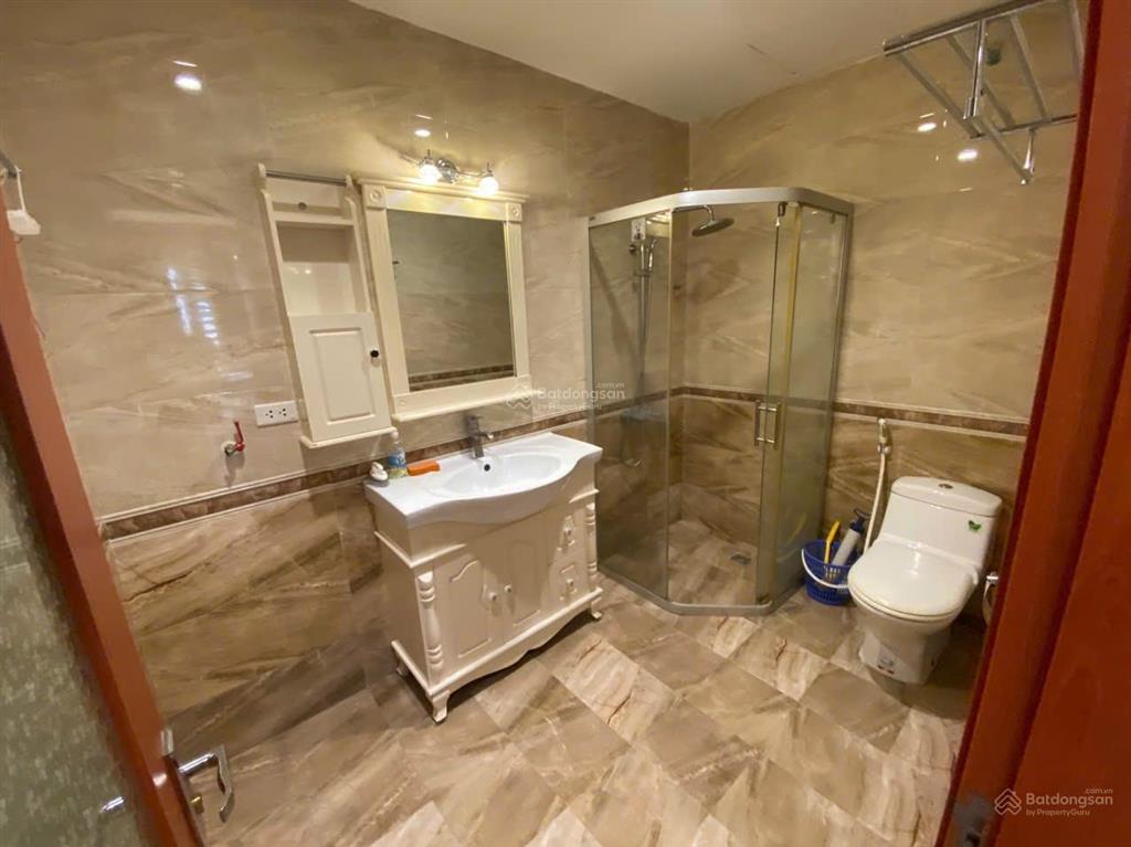 Cho thuê căn hộ làm văn phòng tại eurowindow multi complex trần duy hưng 2 phòng chỉ 13 triệu